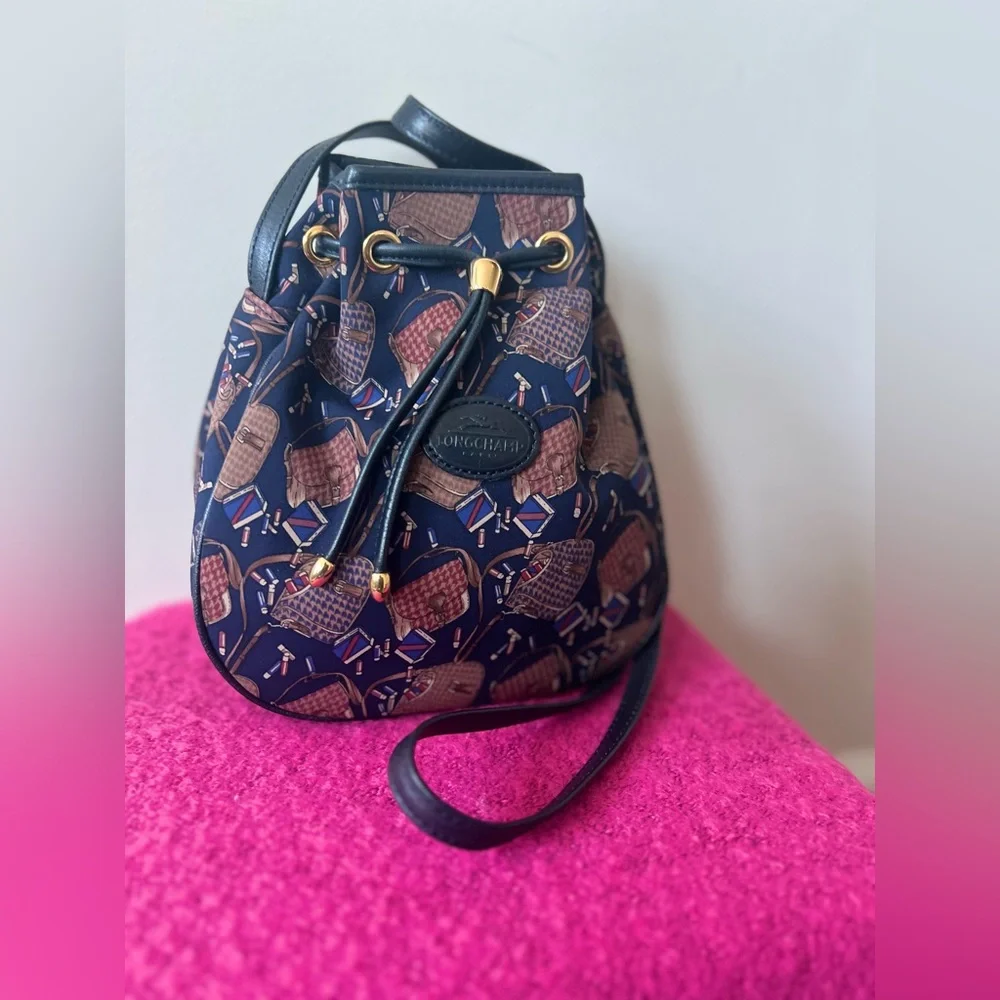 Longchamp crossbody bucket bag, Like New